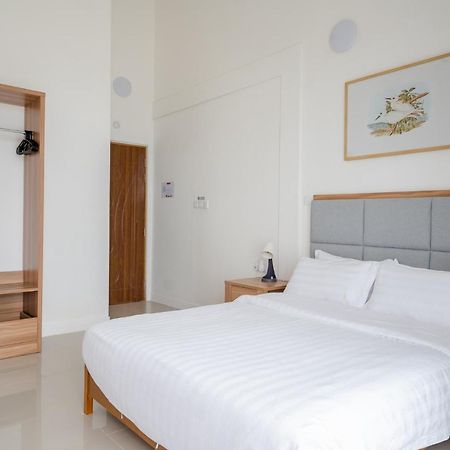 Hotel True South Addu City Esterno foto
