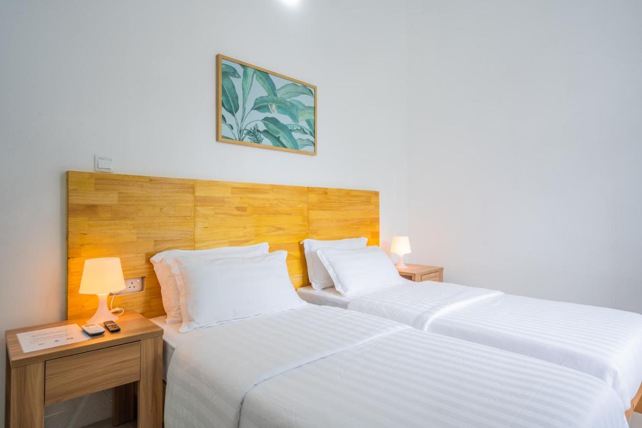 Hotel True South Addu City Esterno foto